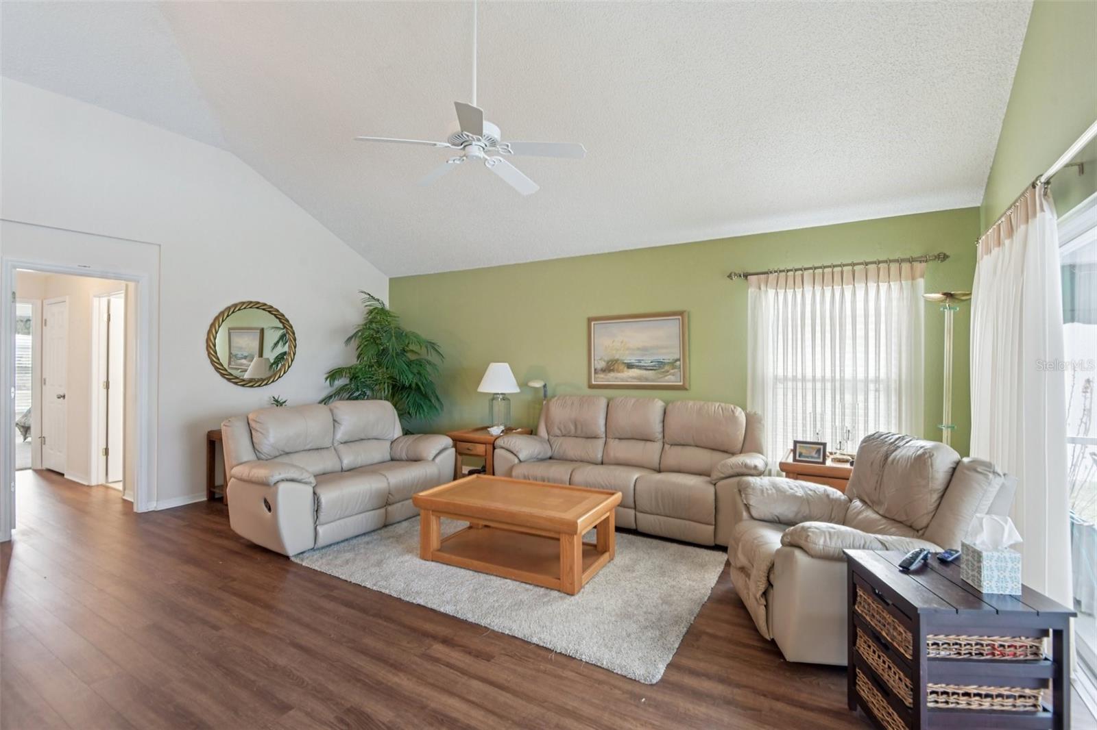 SUN CITY CENTER UNIT 162 PH - Residential