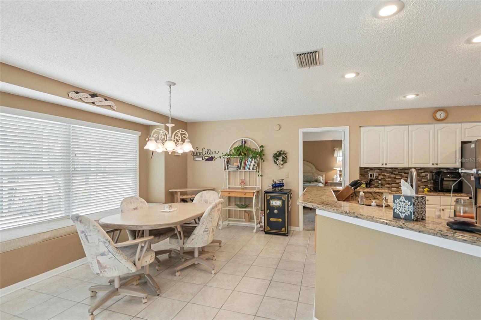 SUN CITY CENTER UNIT 162 PH - Residential