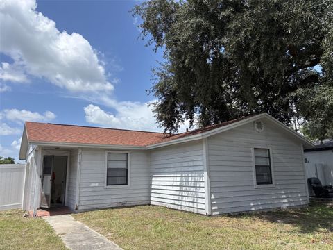 Photo of 2119 W Okaloosa Avenue, Tampa, FL 33604 (MLS # TB8533060)