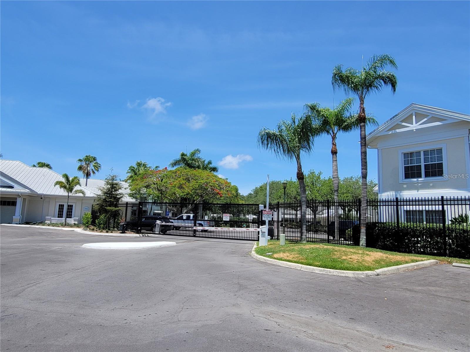 ACADEMY RESORT LODGE - Residential