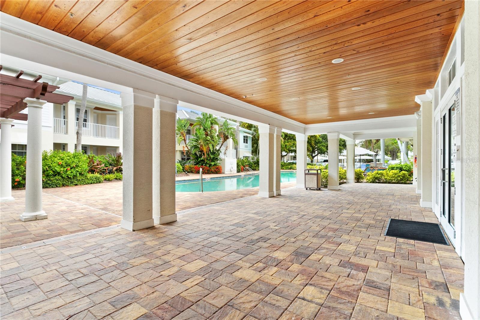 ACADEMY RESORT LODGE - Residential