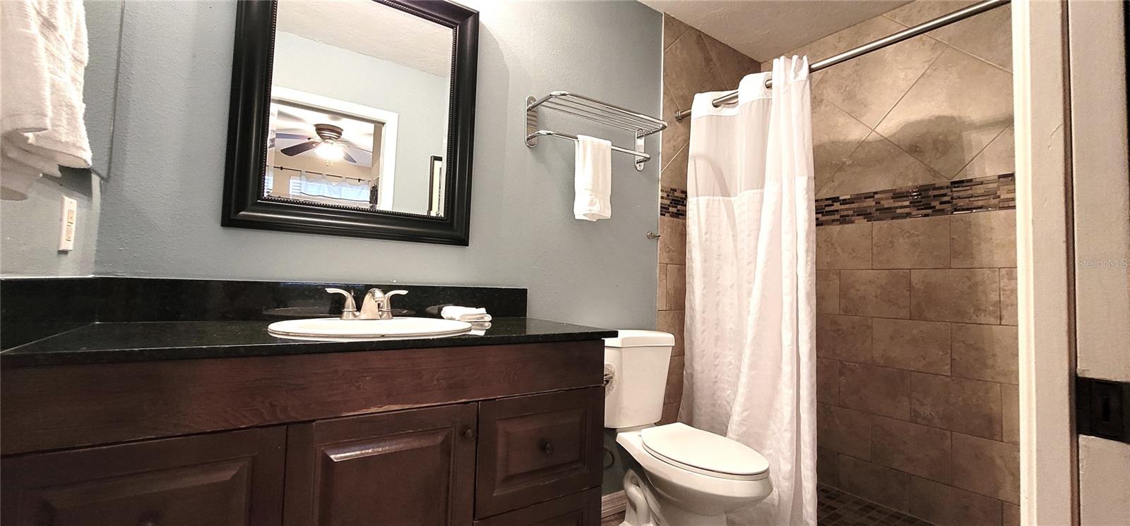 ACADEMY RESORT LODGE - Residential