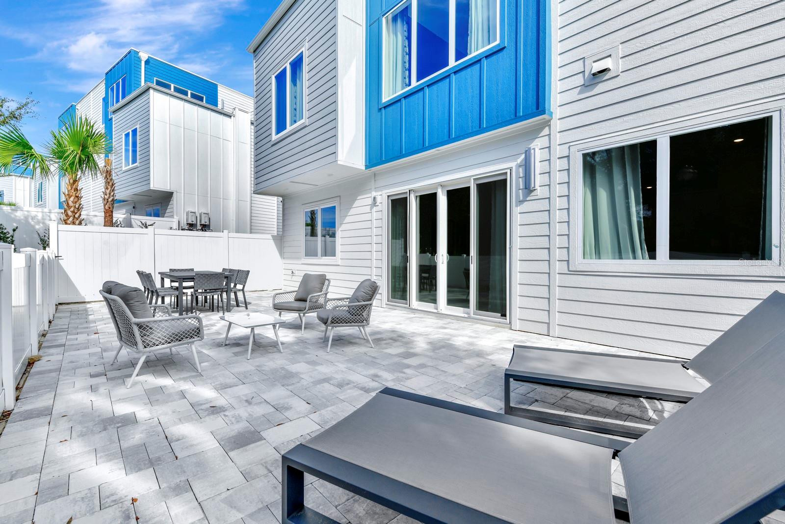 SPECTRUM AT REUNION CONDO PH 6B OR 6379/879 UNIT 7 - Residential Lease