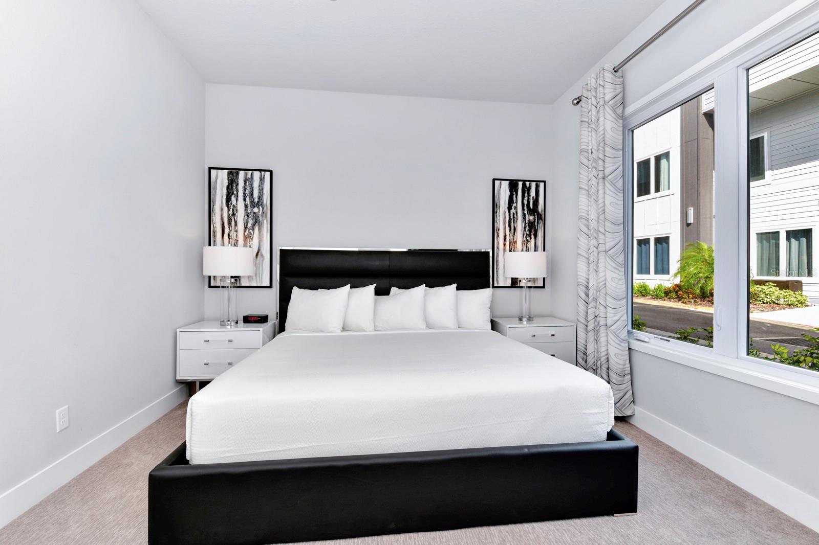 SPECTRUM AT REUNION CONDO PH 6B OR 6379/879 UNIT 7 - Residential Lease