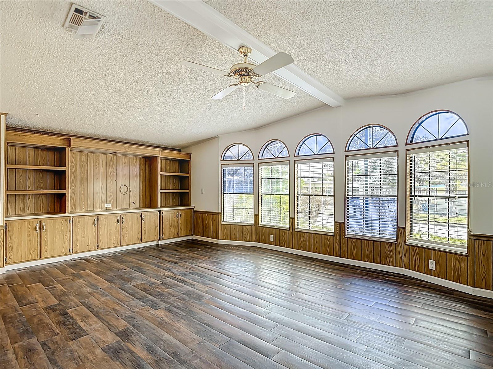 BROOKRIDGE COMM - Residential