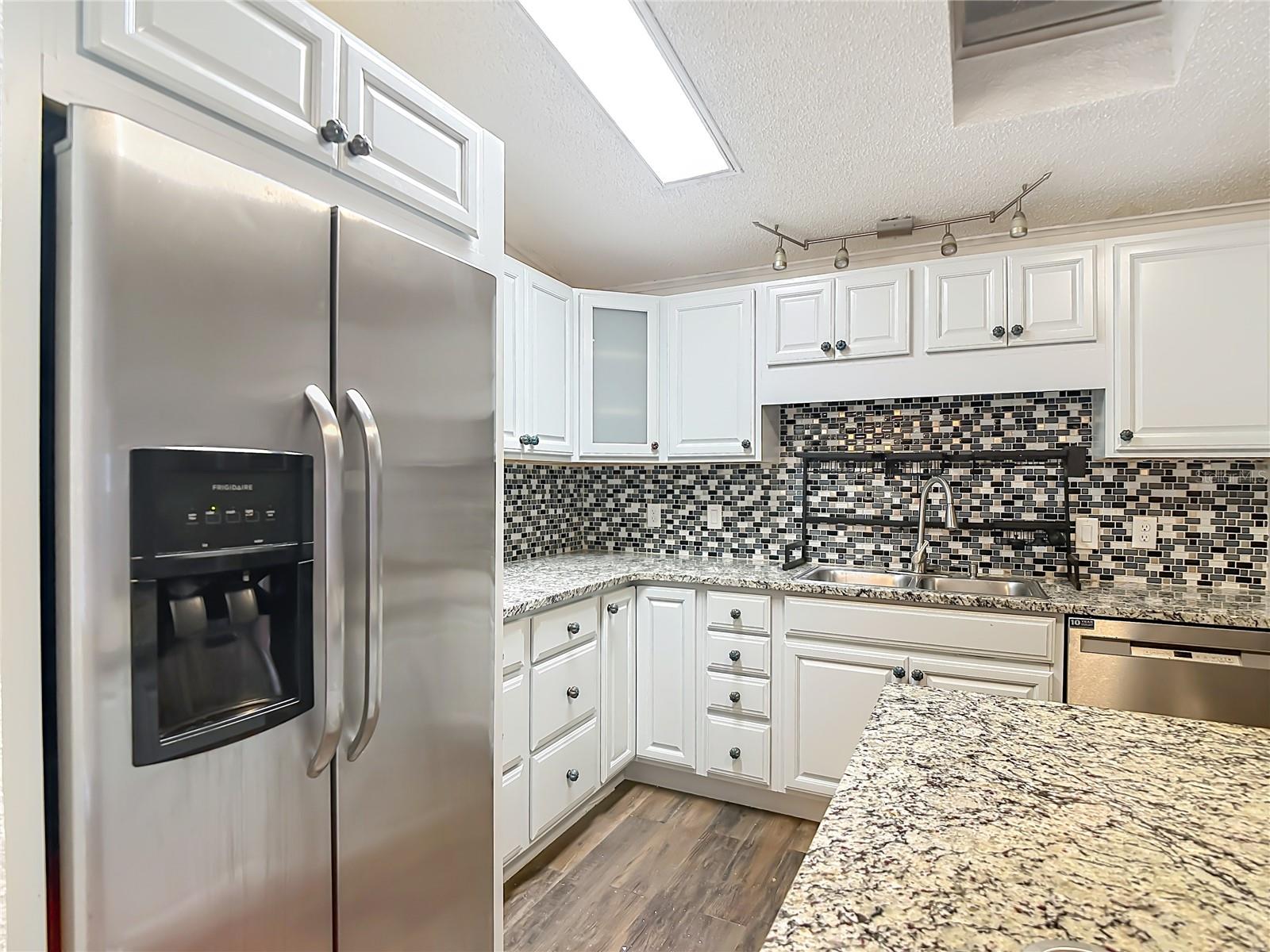 BROOKRIDGE COMM - Residential