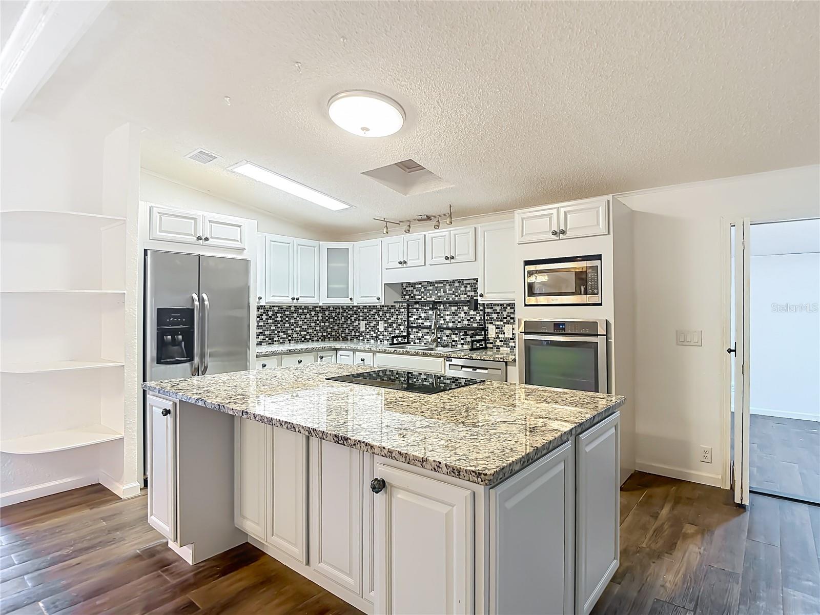 BROOKRIDGE COMM - Residential