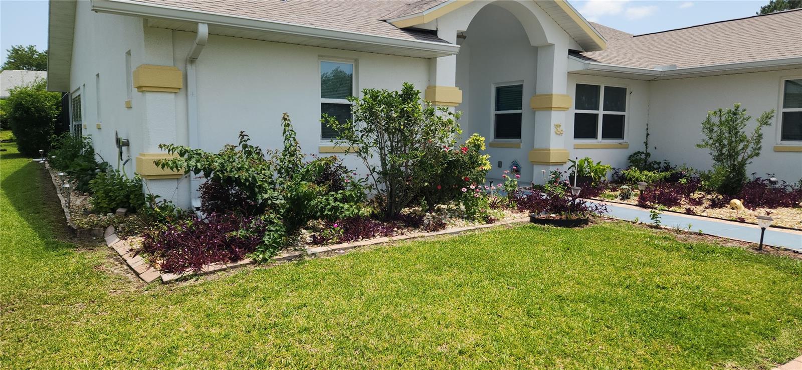 3891 N GRAPEFERN WAY