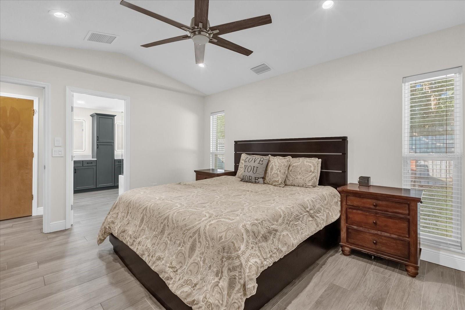 GOLDEN GROVE - Residential