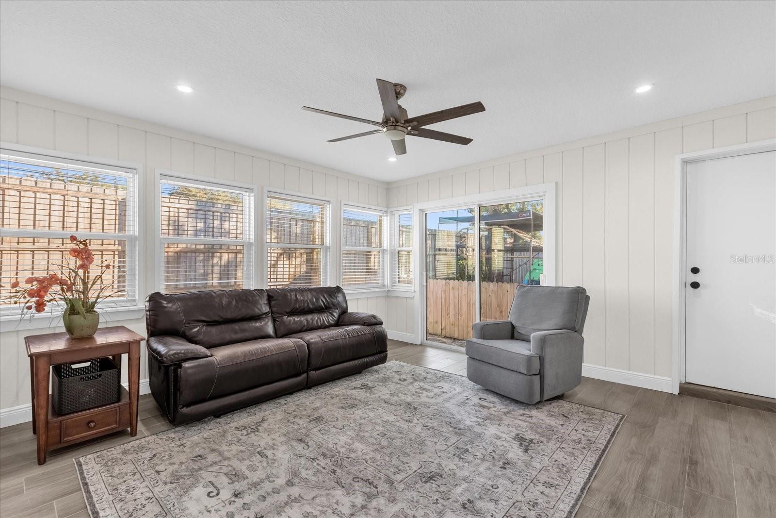 GOLDEN GROVE - Residential