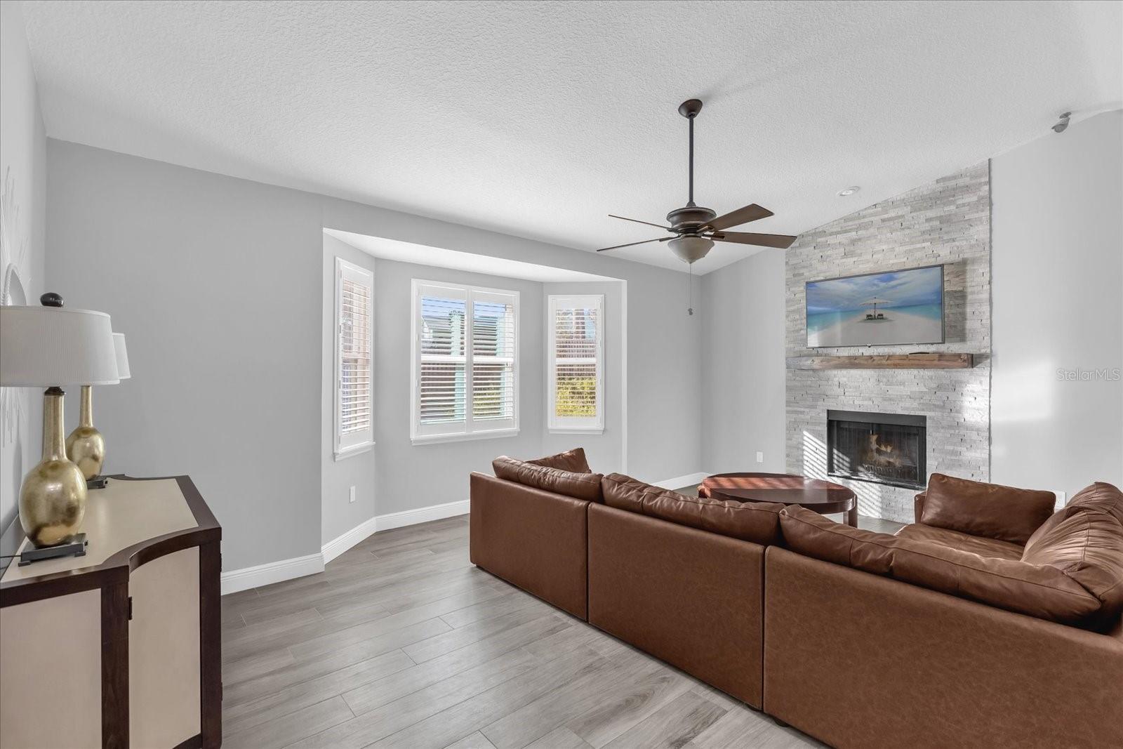 GOLDEN GROVE - Residential