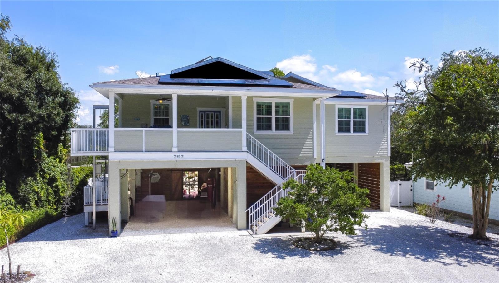 262 BANANA ROAD