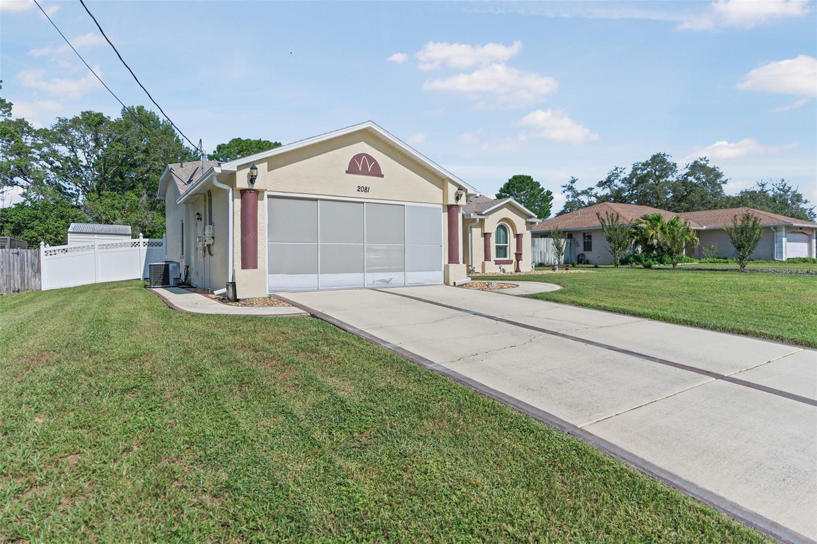 SPRING HILL - Residential