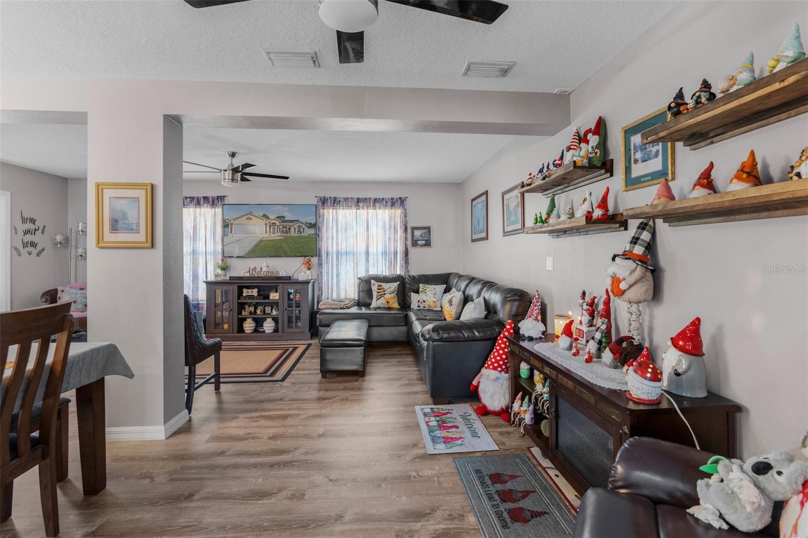 SPRING HILL - Residential