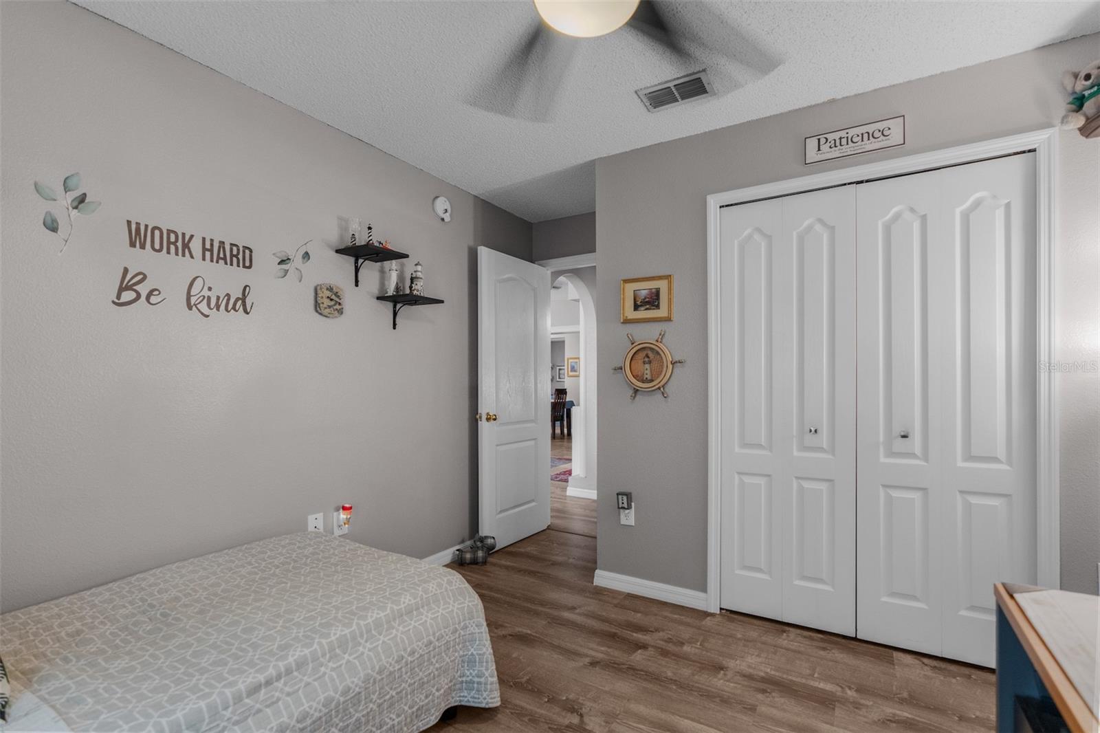 SPRING HILL - Residential