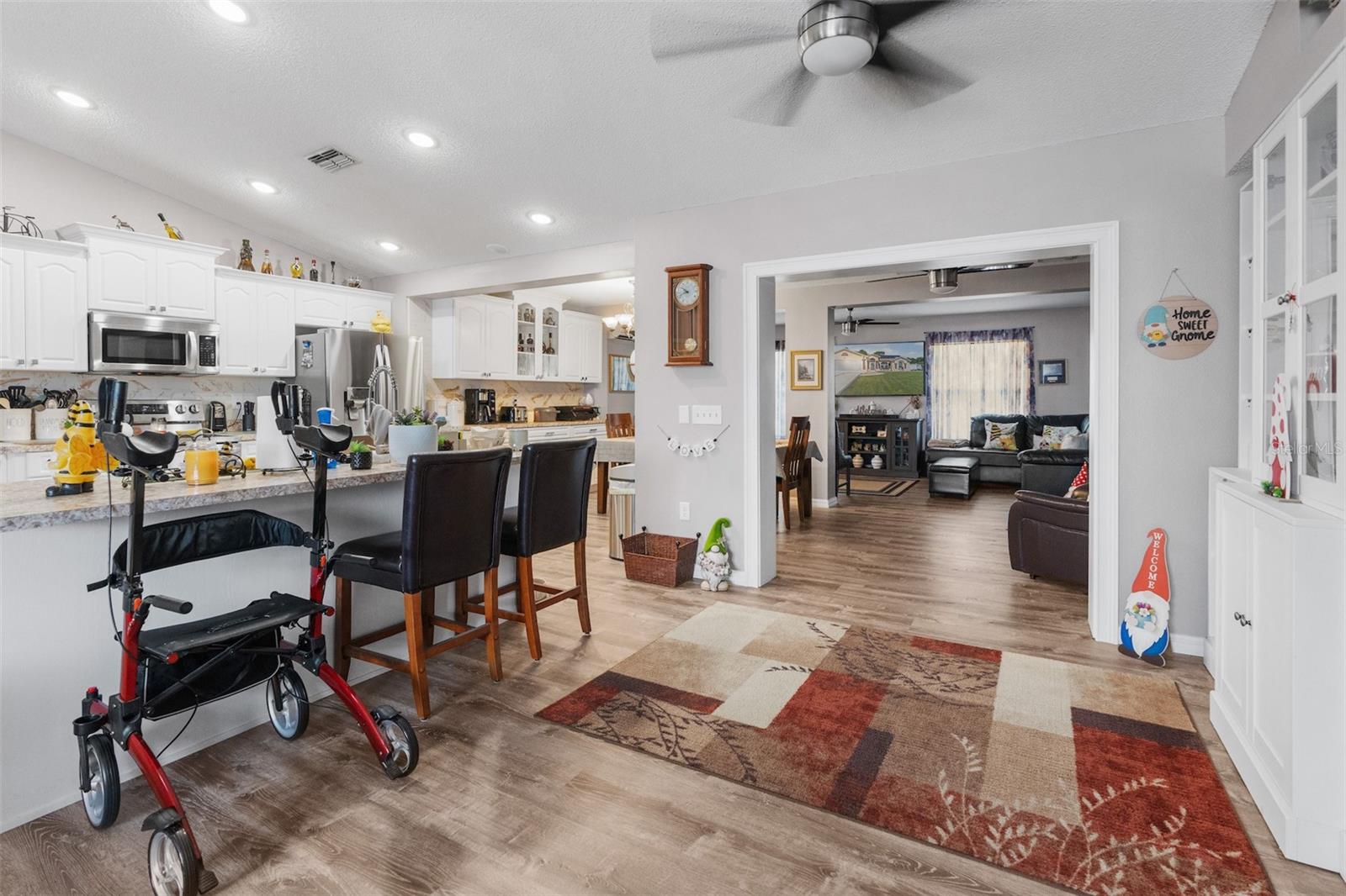 SPRING HILL - Residential