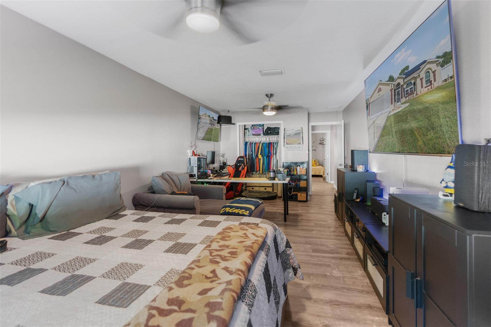 SPRING HILL - Residential