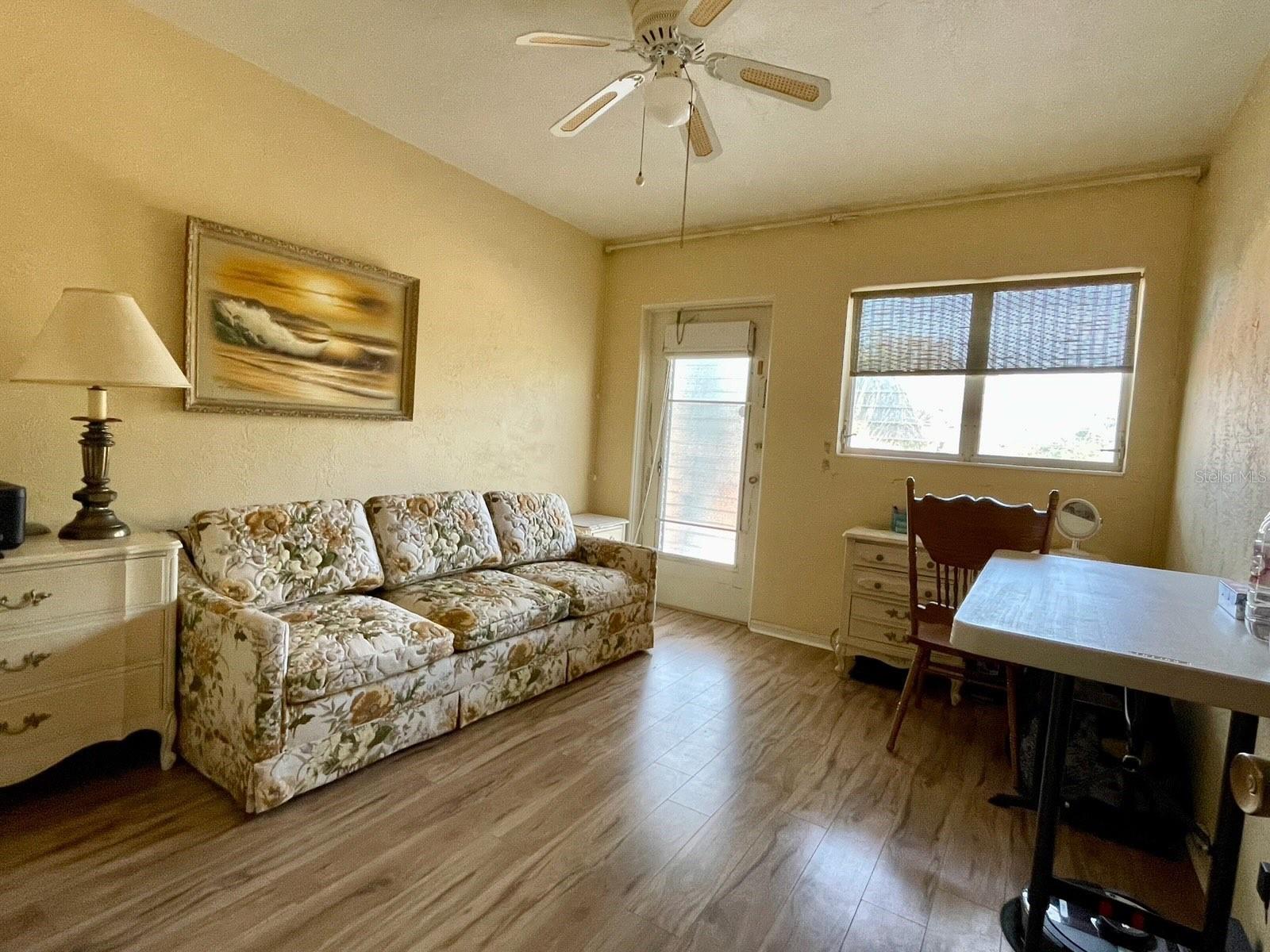 CLEARVIEW OAKS CONDO - Residential