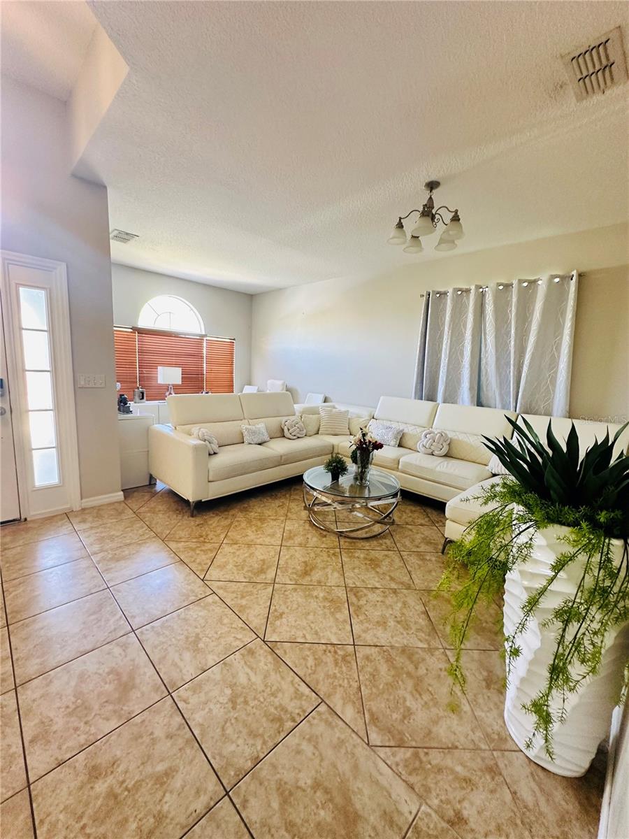 WYNDHAM LAKES ESTATES - Residential Lease