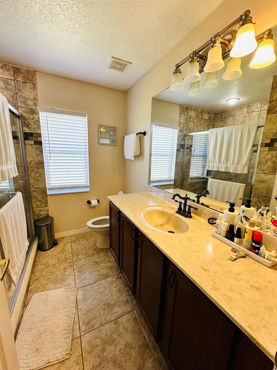 WYNDHAM LAKES ESTATES - Residential Lease