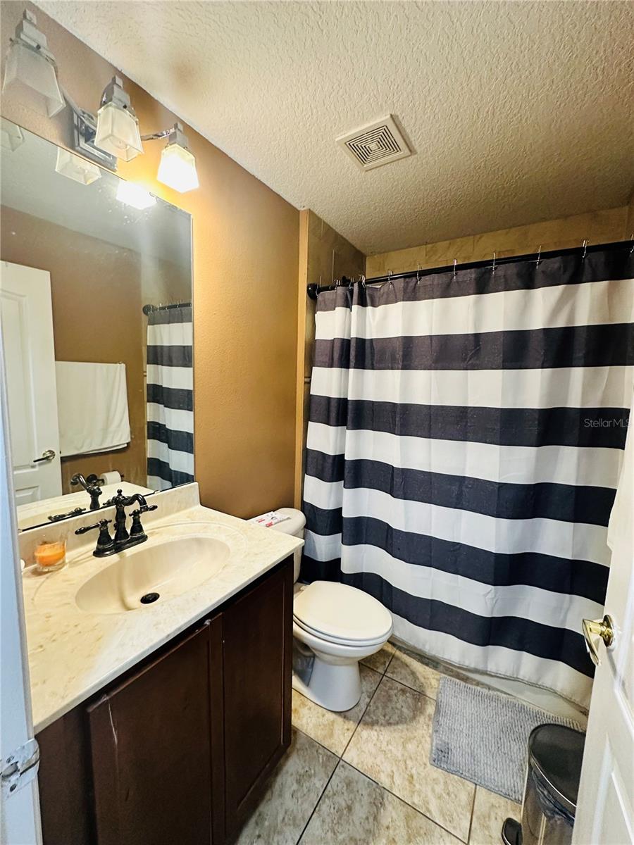 WYNDHAM LAKES ESTATES - Residential Lease