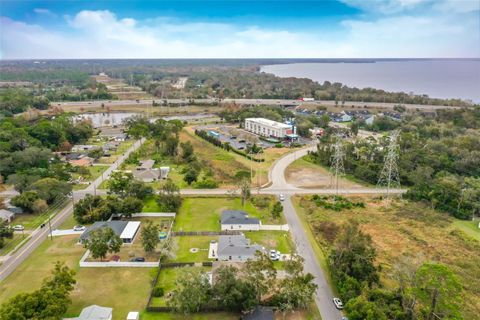 A home in DEBARY