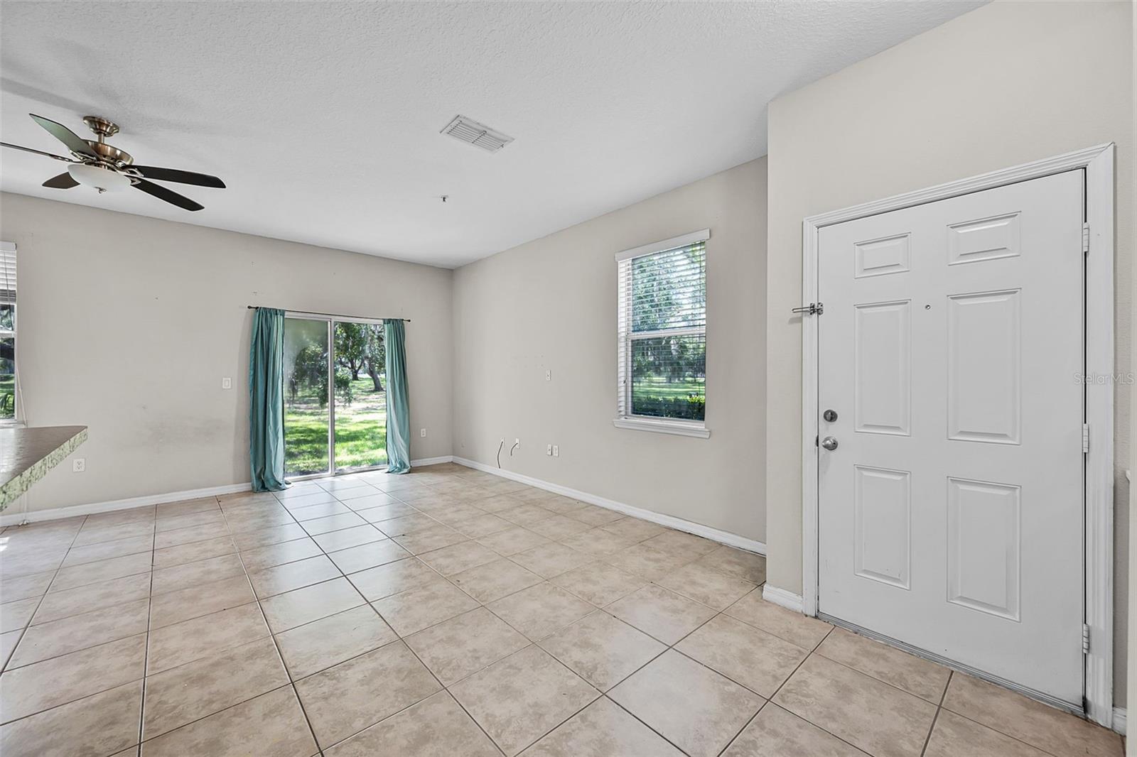 2193 BETSY ROSS LANE