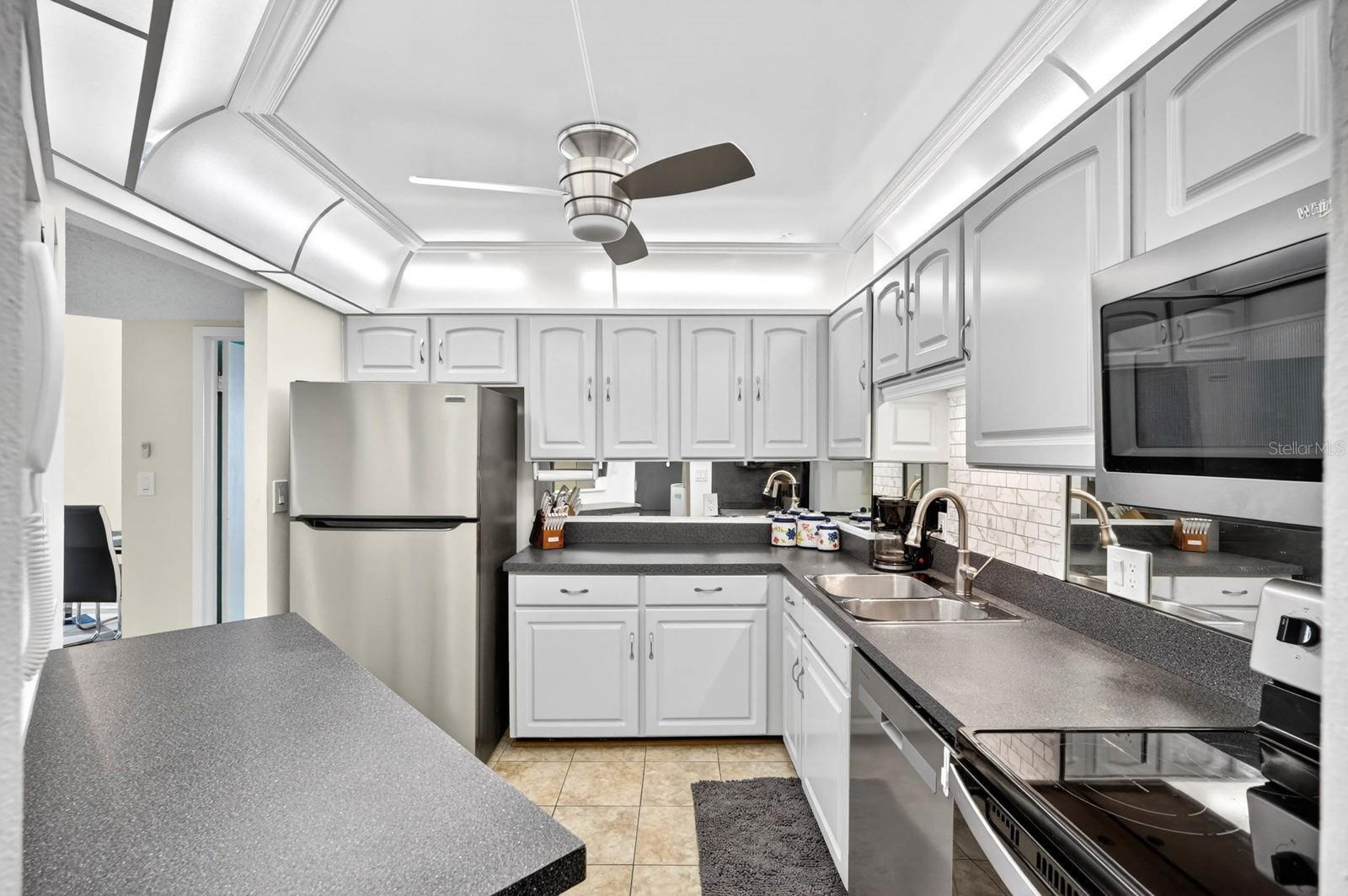 BAYSHORE BATH & TENNIS CLUB CONDO - Residential