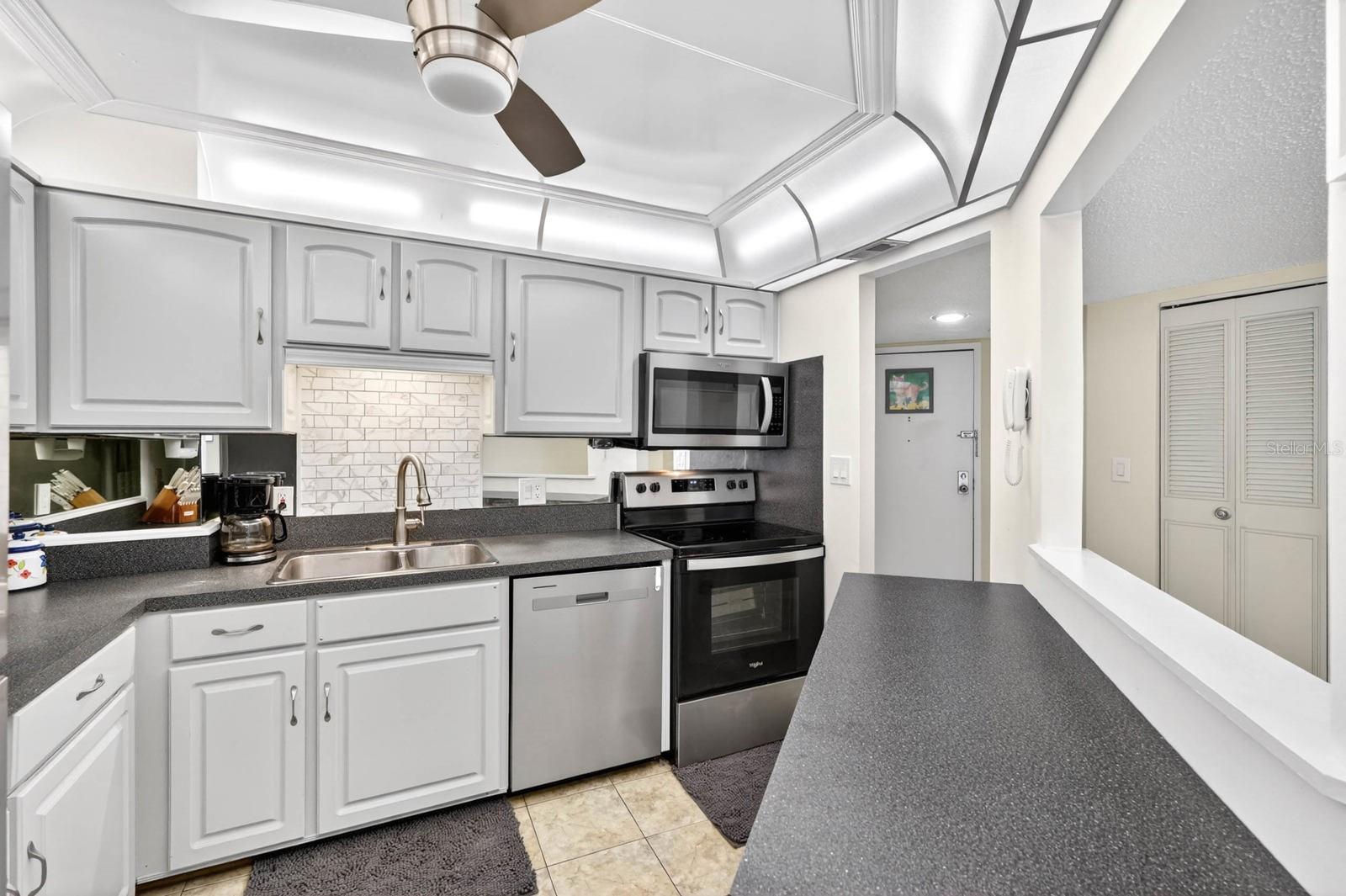 BAYSHORE BATH & TENNIS CLUB CONDO - Residential