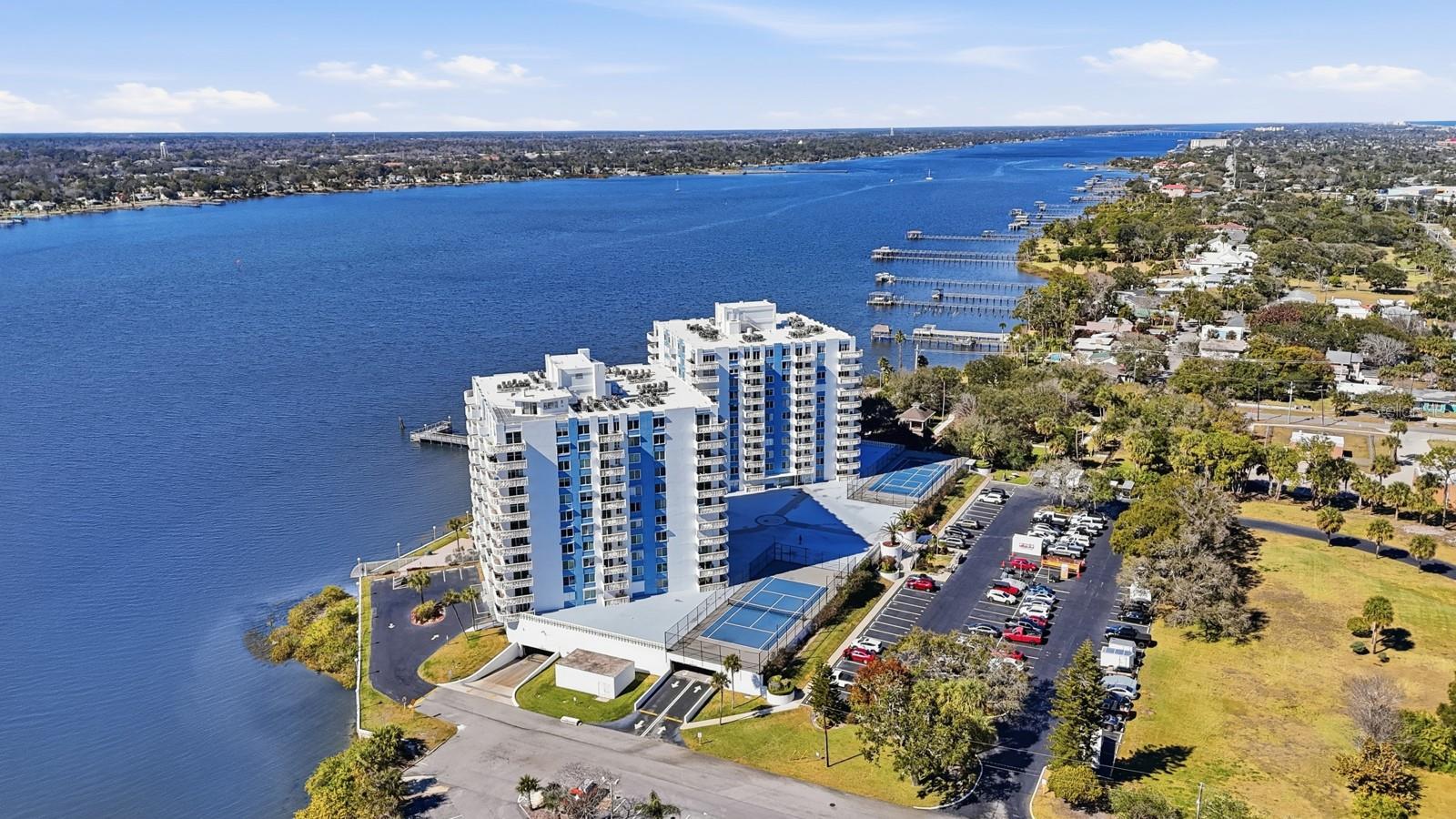 BAYSHORE BATH & TENNIS CLUB CONDO - Residential