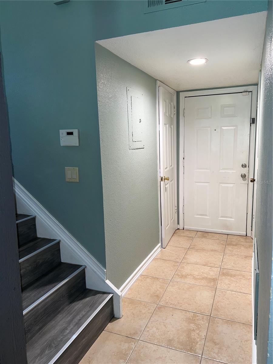 5826 PEREGRINE AVENUE F01