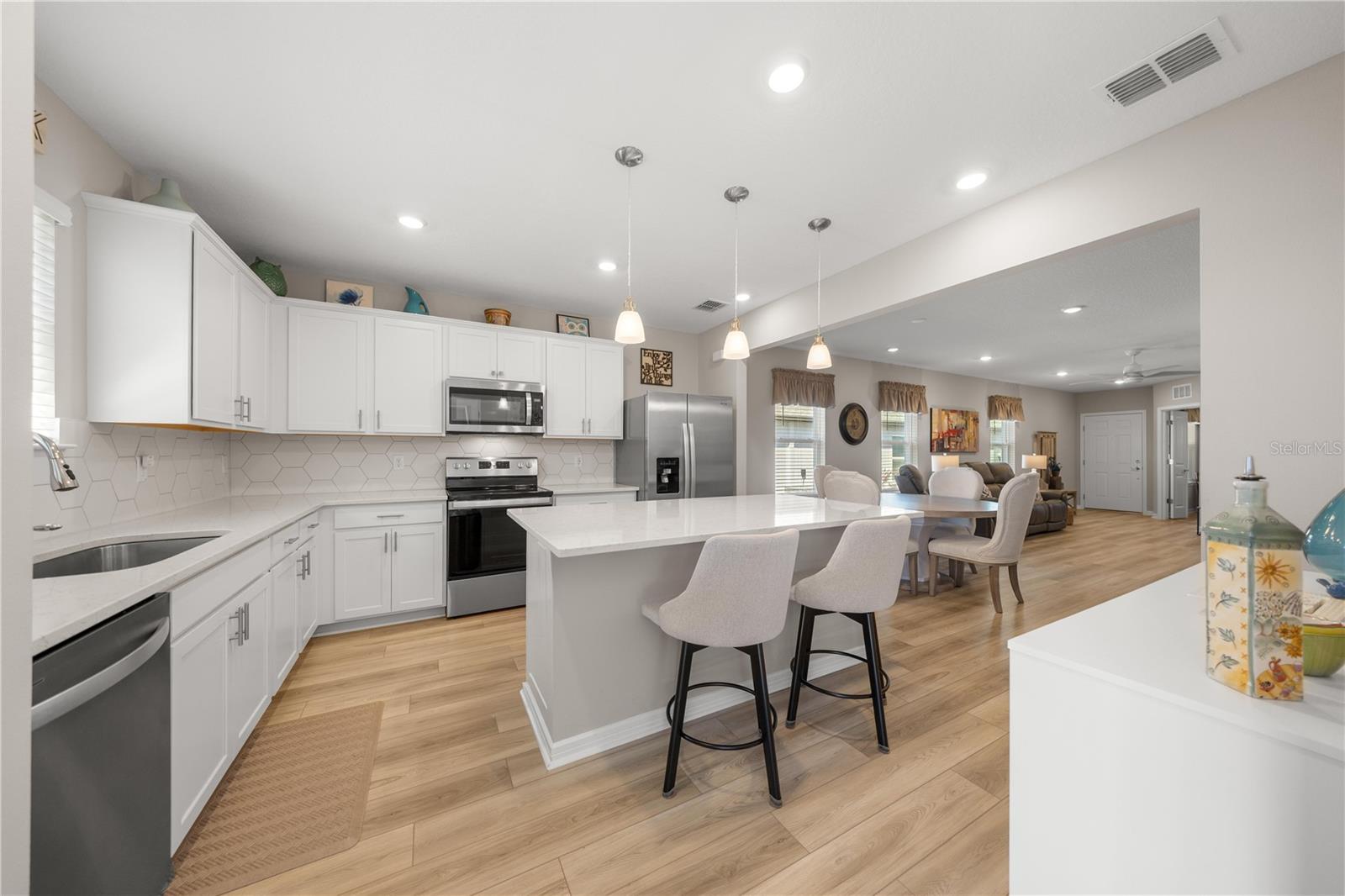 STONE CRK BY DEL WEBB SUNDANCE - Residential