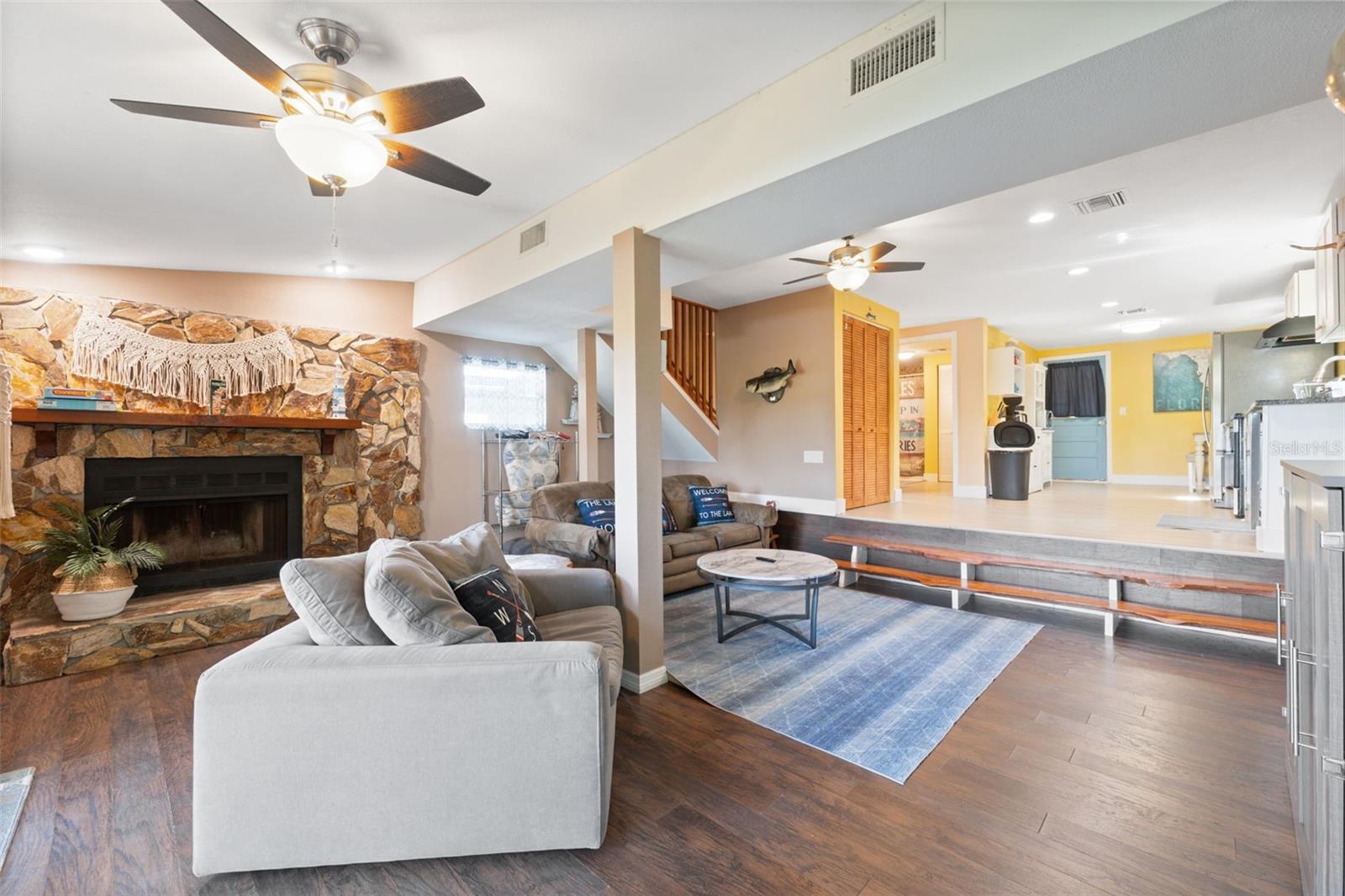 RIVER BEND UNIT 06 - Residential