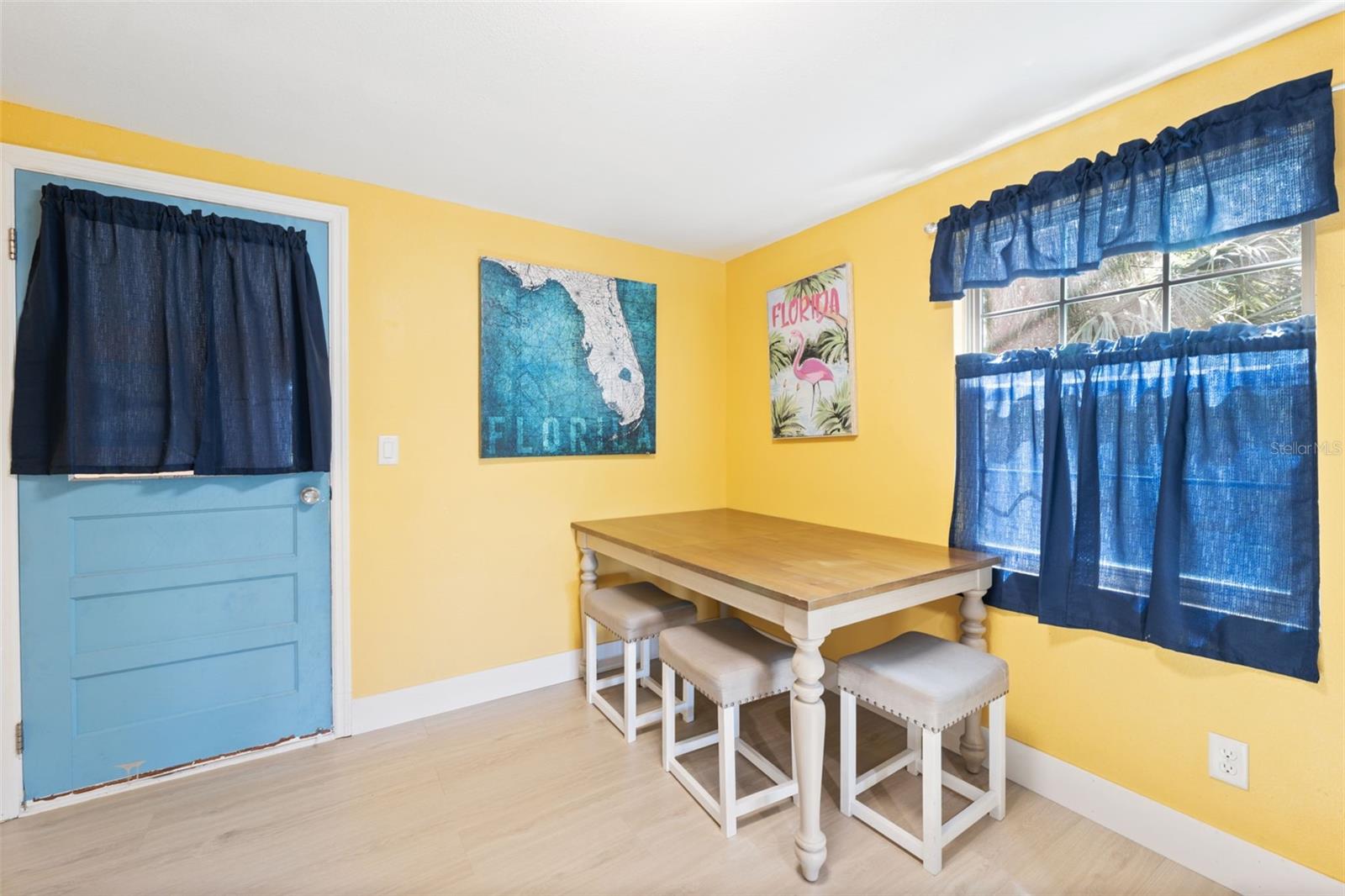 RIVER BEND UNIT 06 - Residential