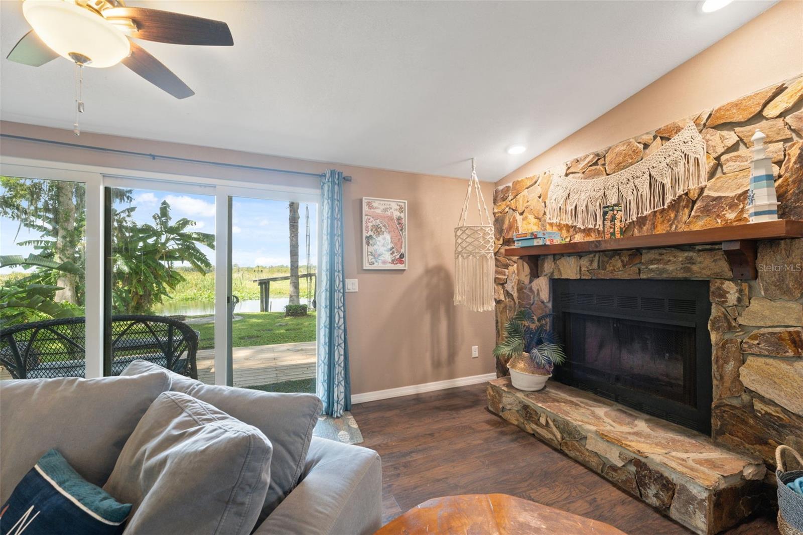 RIVER BEND UNIT 06 - Residential