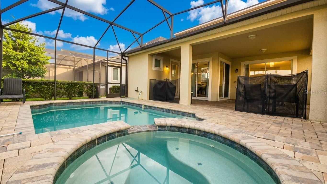 9015 PELICAN COVE TRACE