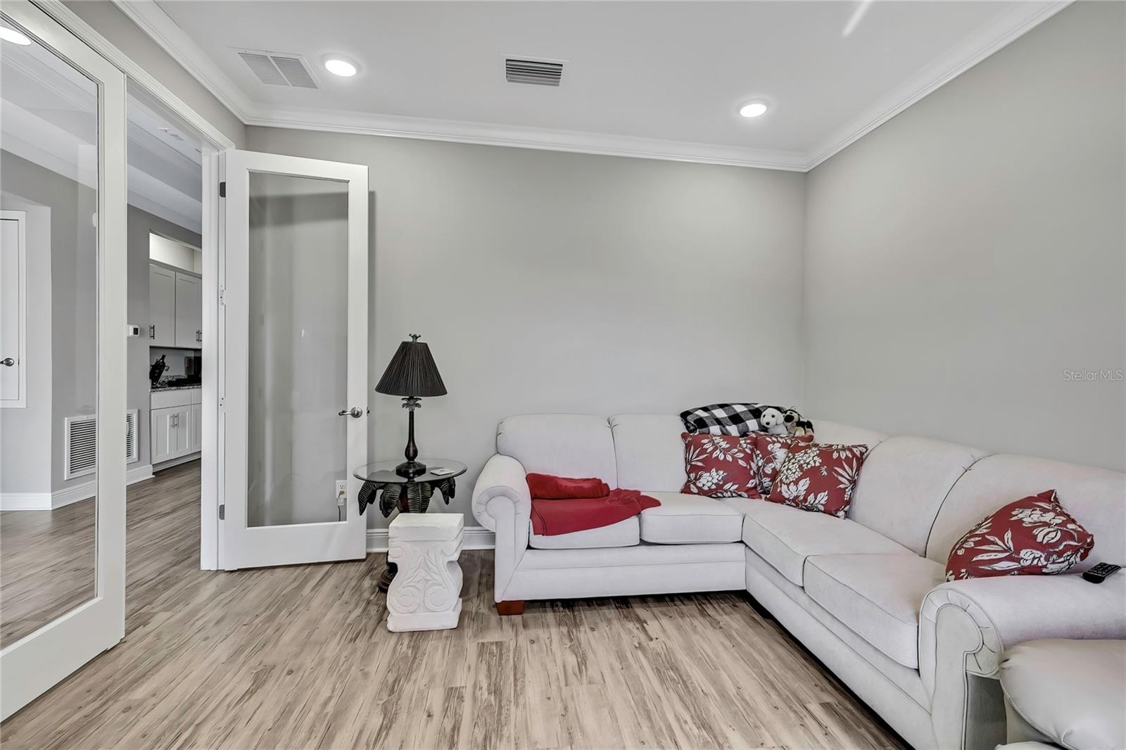 WOODLAND WATERS PH 6 - Residential