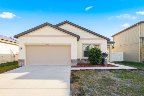 Photo of 35145 Daisy Meadow Loop, Zephyrhills, FL 33541 (MLS # TB8503006)