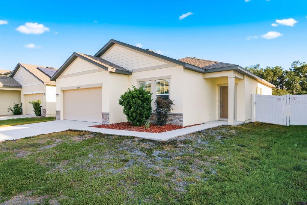 Photo of 35145 Daisy Meadow Loop, Zephyrhills, FL 33541 (MLS # TB8503006)