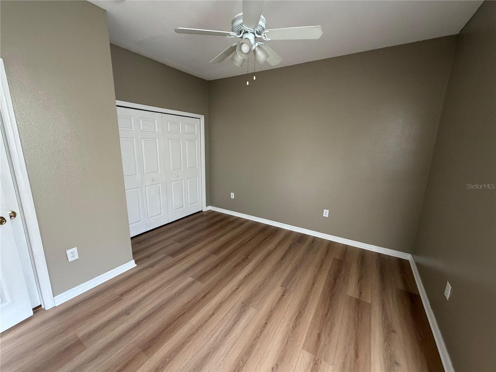 CREEK VIEW - Residential Lease