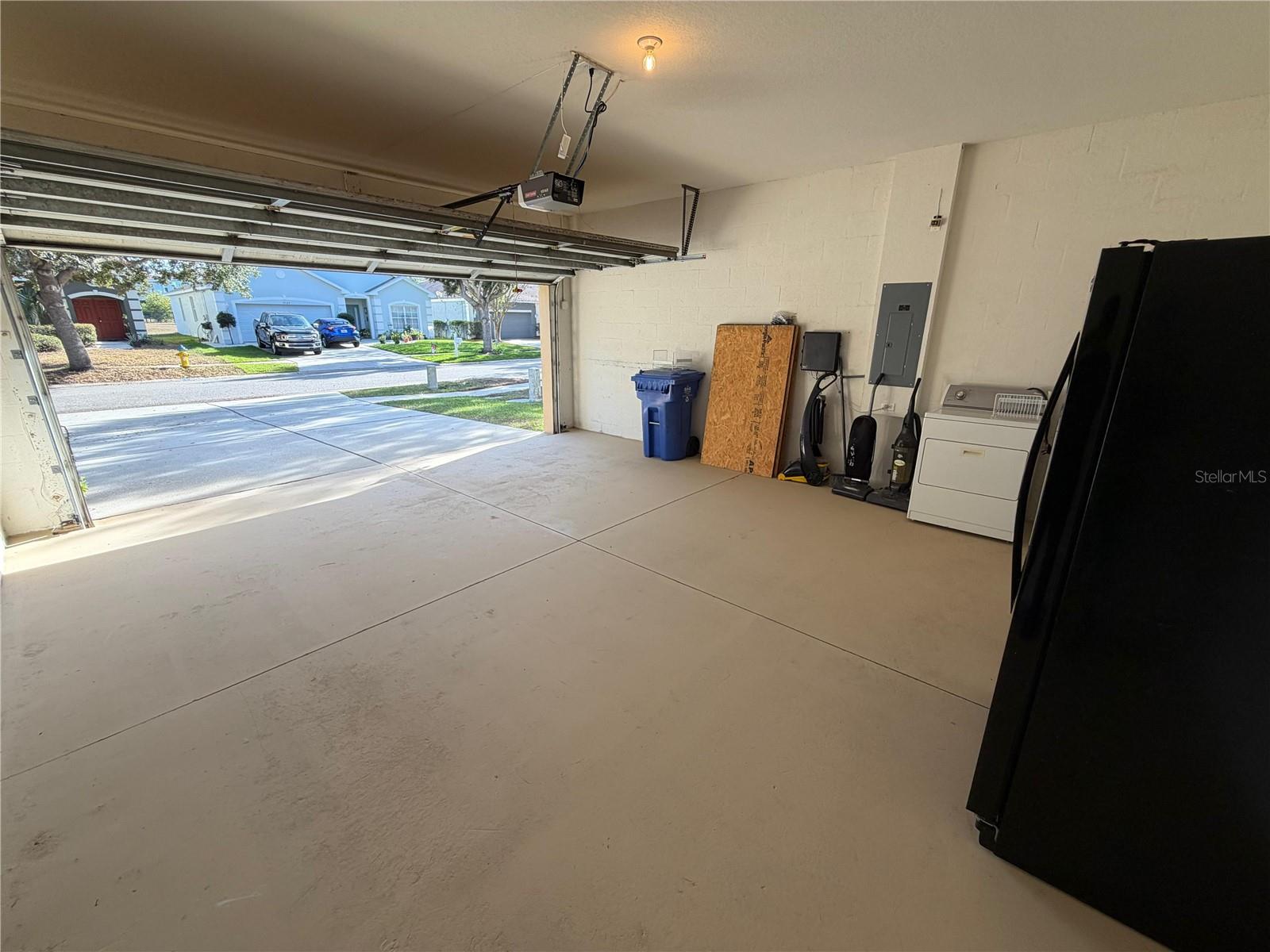 CREEK VIEW - Residential Lease