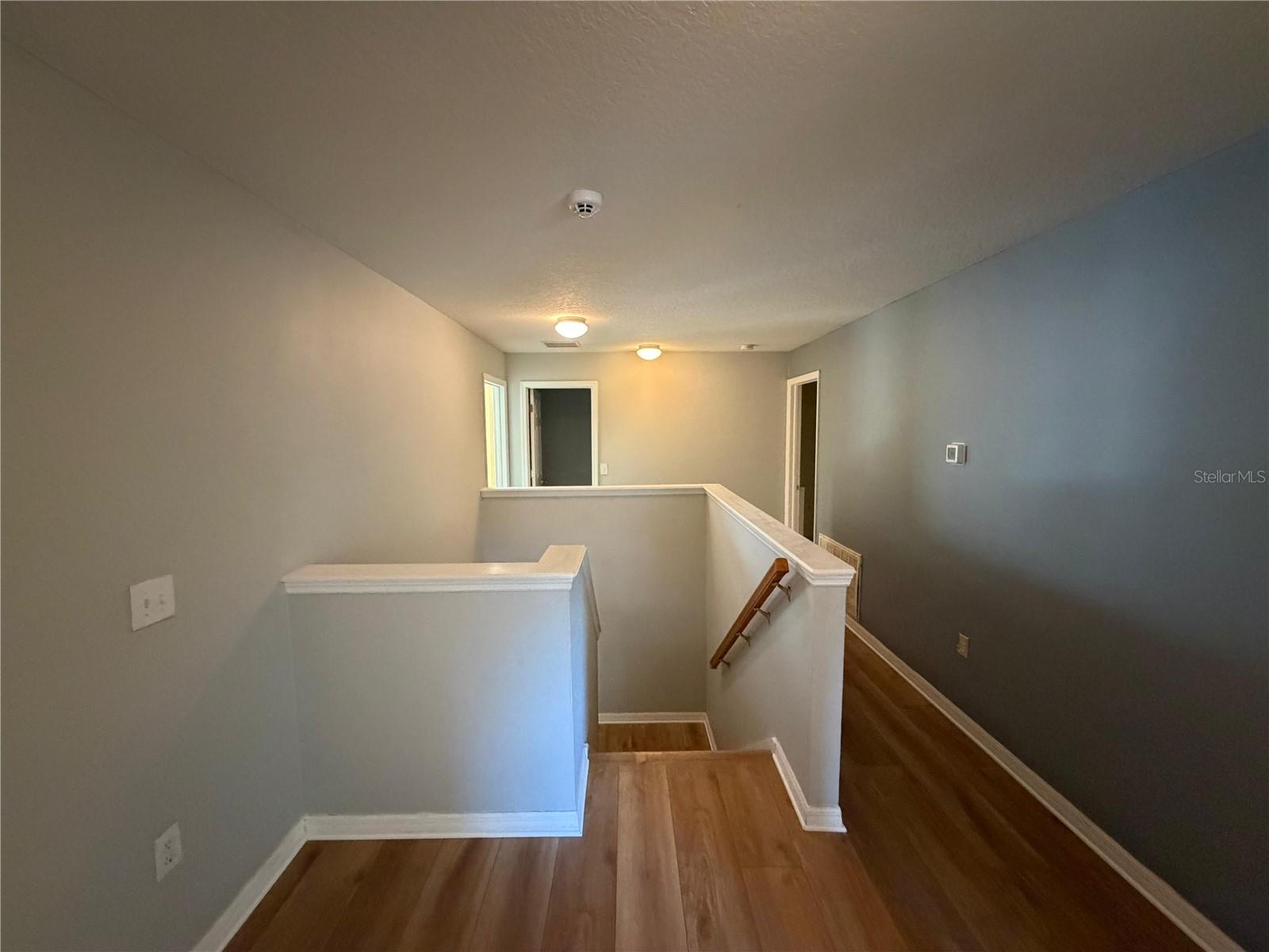 CREEK VIEW - Residential Lease