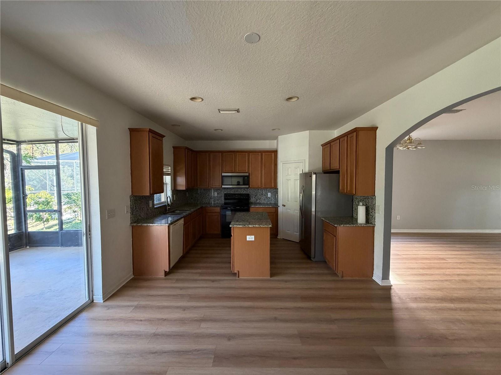 CREEK VIEW - Residential Lease