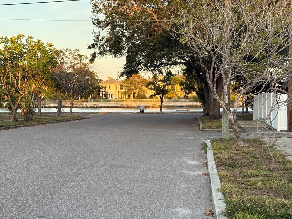 Photo of 401 Columbia Drive, Tampa, FL 33606 (MLS # TB8458006)