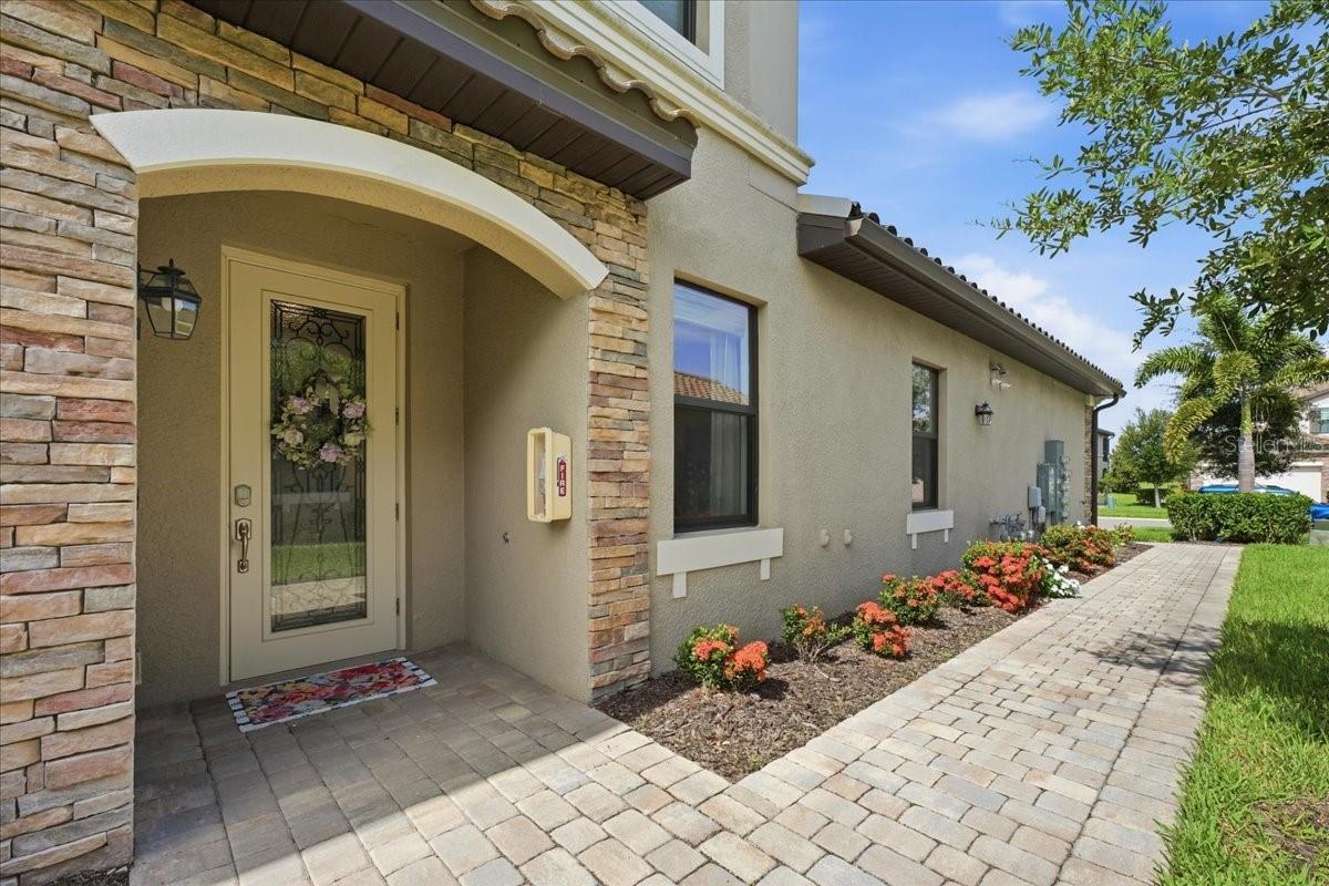 6055 WORSHAM LANE 101