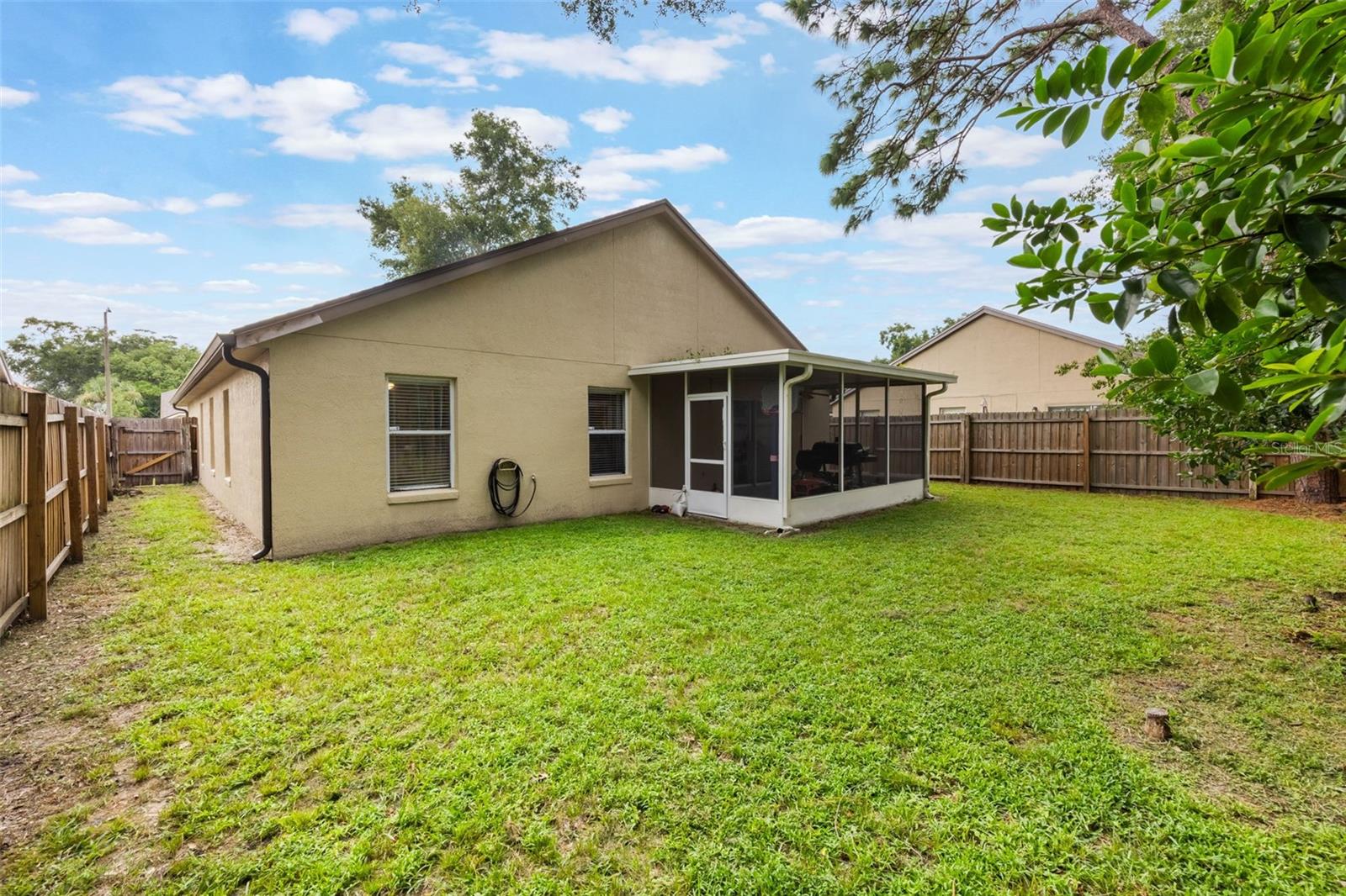 WOODFIELD OAKS - Residential