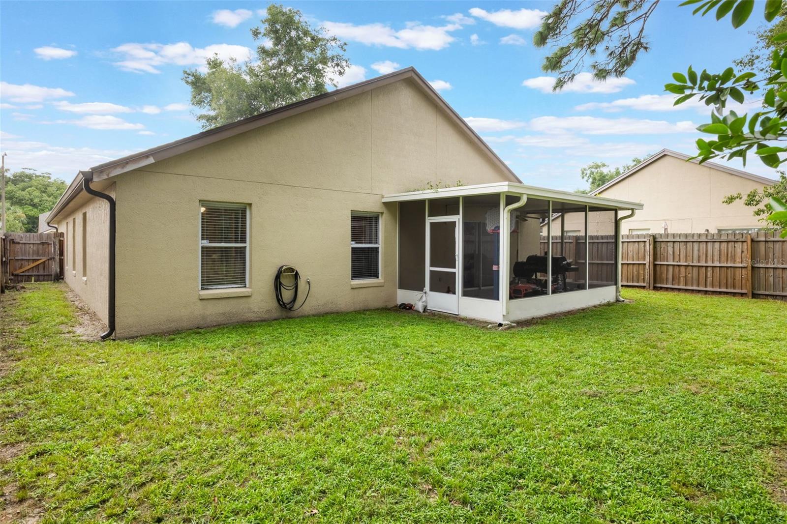 WOODFIELD OAKS - Residential