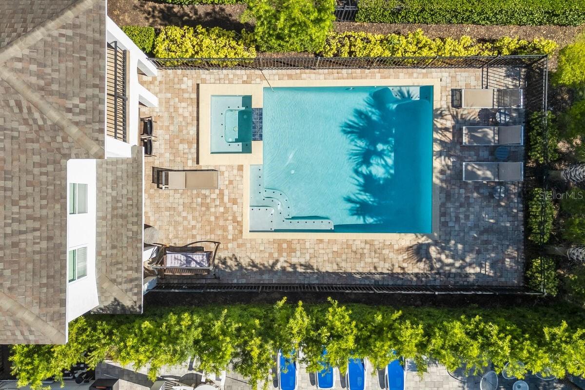 REUNION WEST VLGS NORTH - Residential