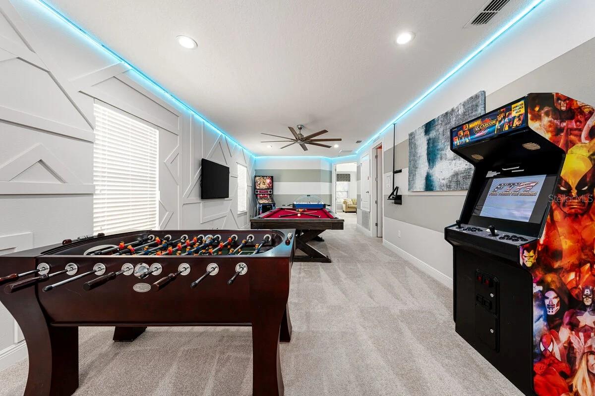 REUNION WEST VLGS NORTH - Residential