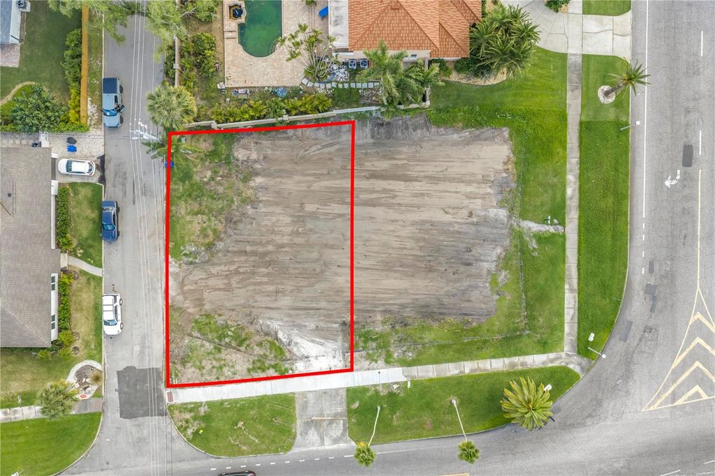 Photo of 515 Snell Isle Boulevard NE, St Petersburg, FL 33704 (MLS # TB8493681)